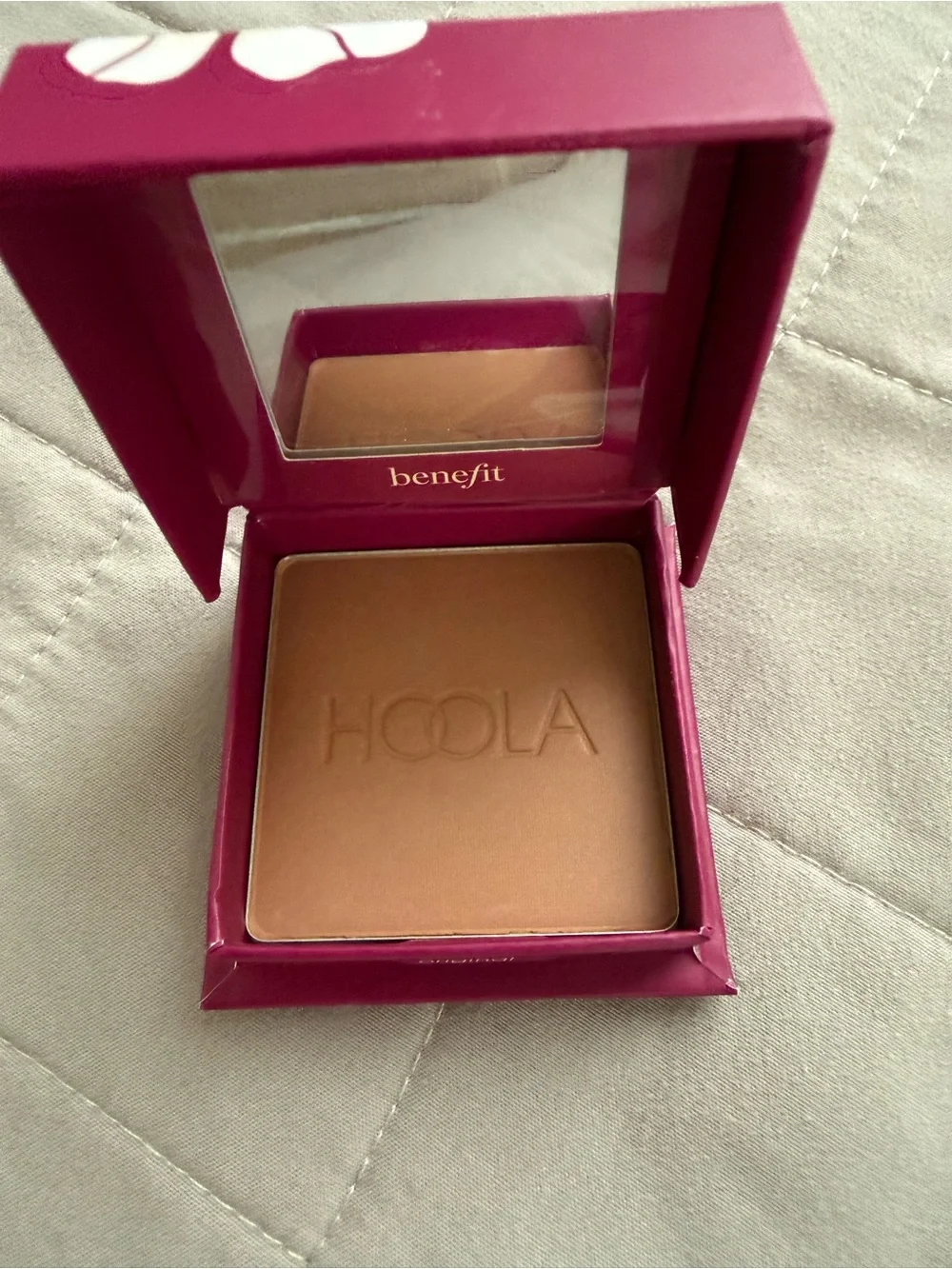 Benefit Hoola Powder Bronzer in Deep Berry and Tan Packaging - New, Never Used